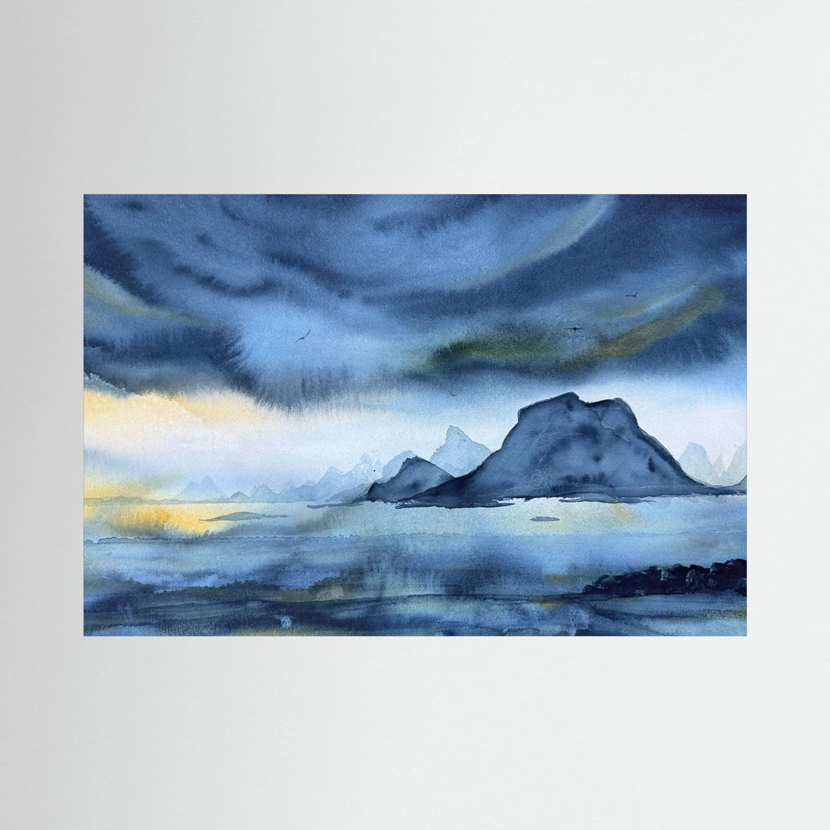 Kvalnes III, Lofoten storm light